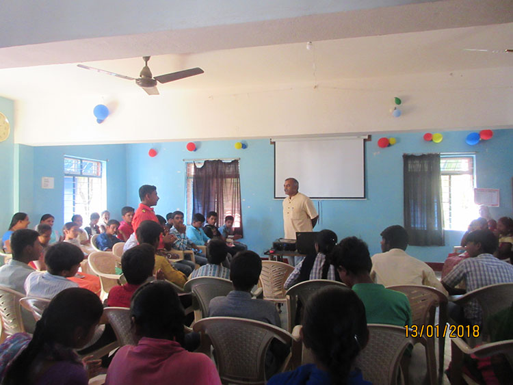 Workshop on guidance for selecting the future for teenagers